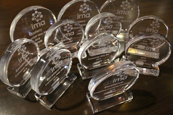 LAVIDGE scores 14 trophies at the 2018 AZIMA TIM Awards.