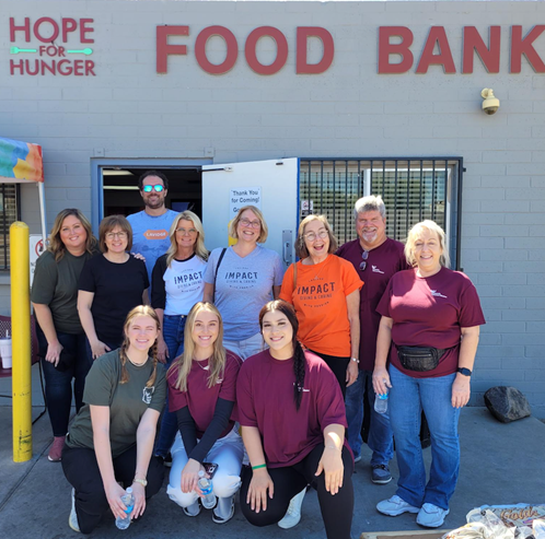 LAVIDGE IMPACT volunteers helped Phoenix Rescue Mission fulfill food orders for clients of Home for Hunger food bank in Glendale, Ariz.