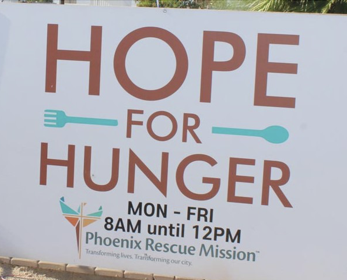 LAVIDGE IMPACT Volunteers Return to Phoenix Rescue Mission Food Bank